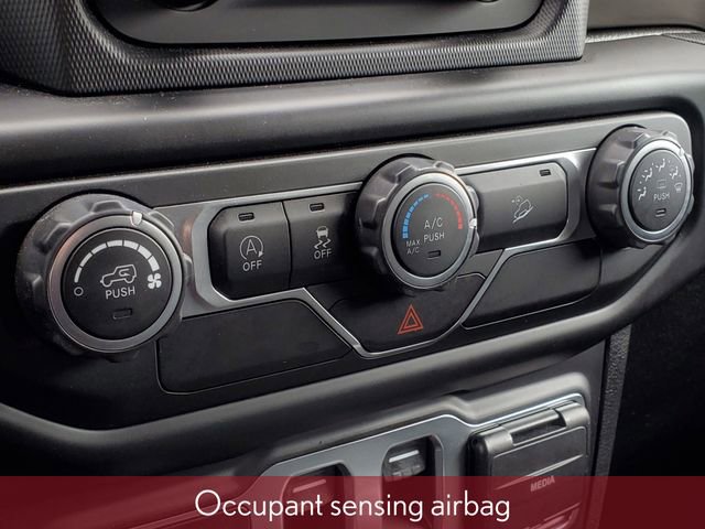 Used 2020 Jeep Wrangler Sport AWD/4WD image 26