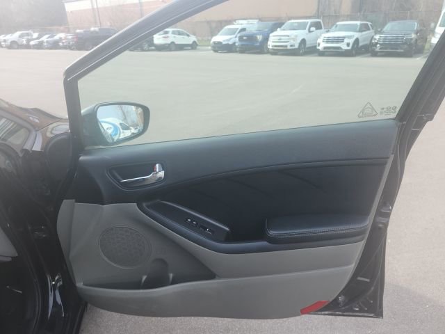 Used 2016 Kia Forte LX w/ LX Popular Package image 10