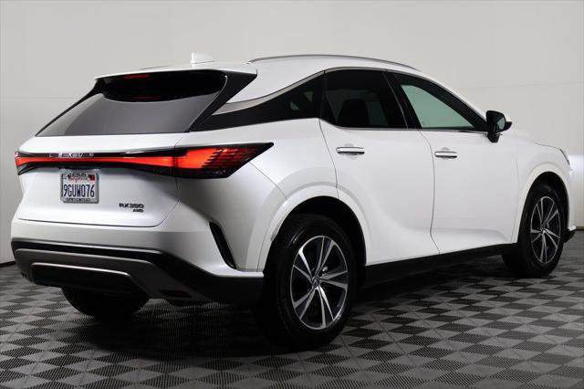 Certified 2023 Lexus RX 350 AWD w/ Cold Area Package image 4