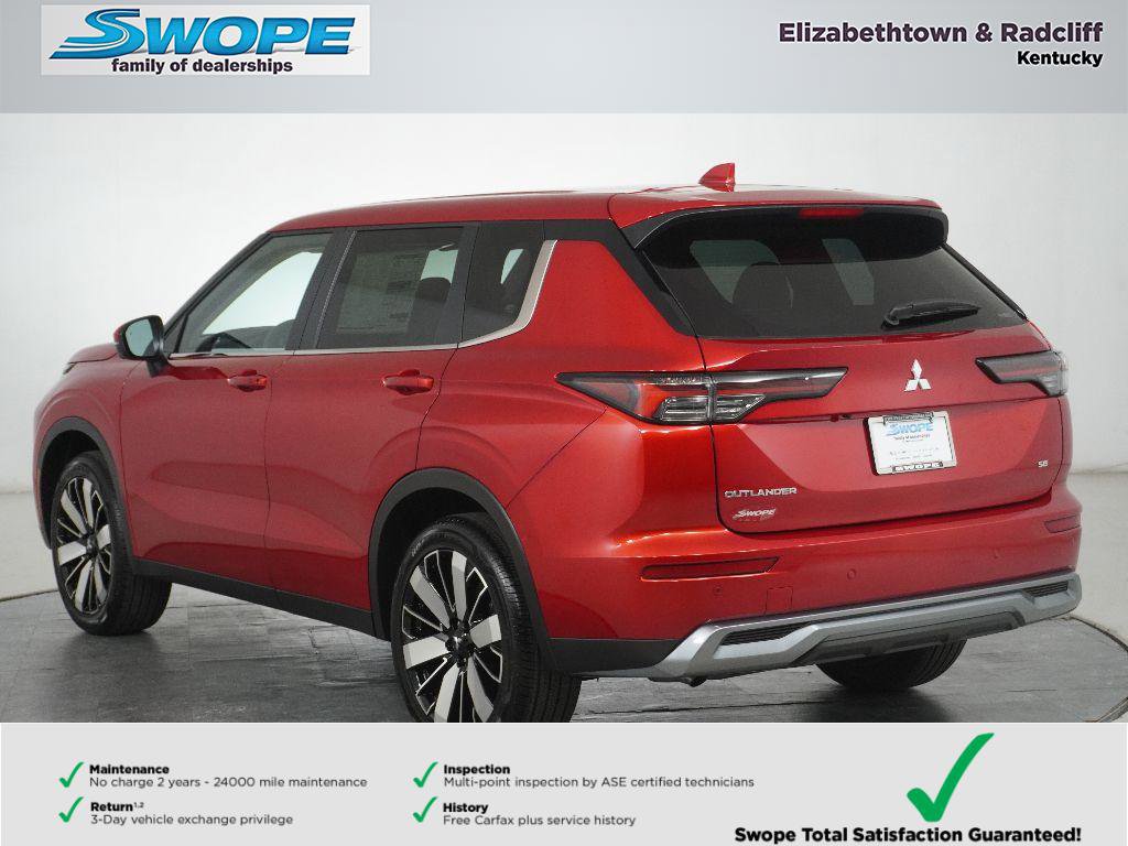 New 2025 Mitsubishi Outlander SE image 5