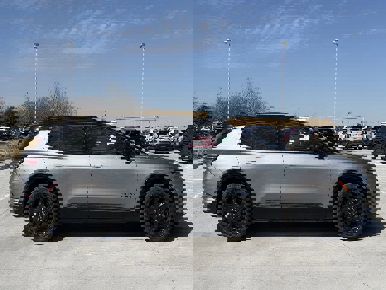 New 2026 Chevrolet Equinox EV RS image 3