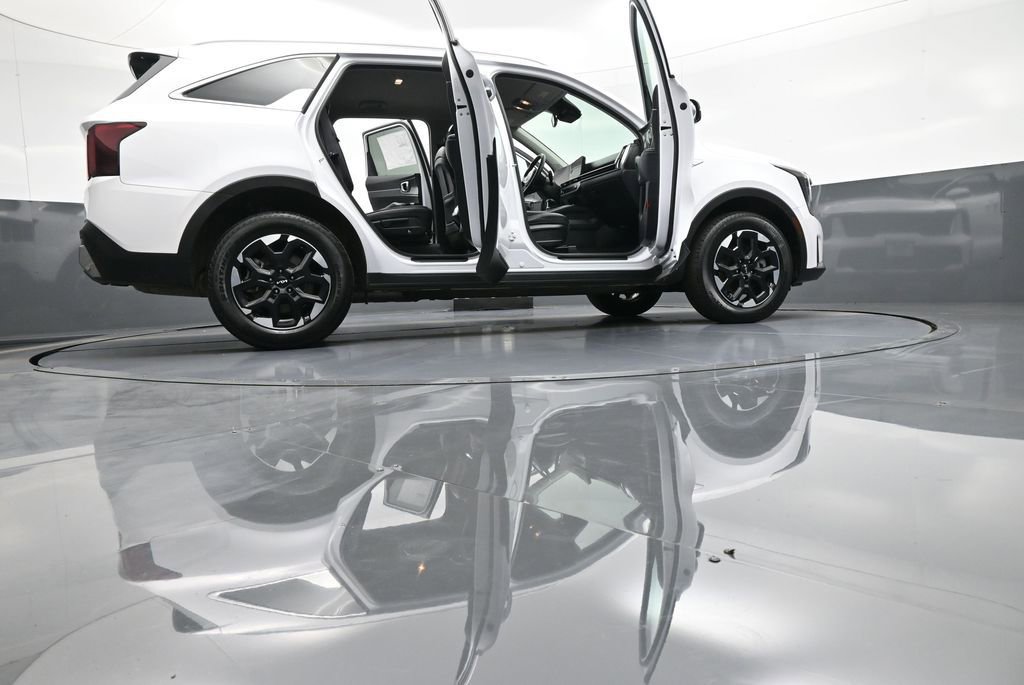 Certified 2024 Kia Sorento S image 48