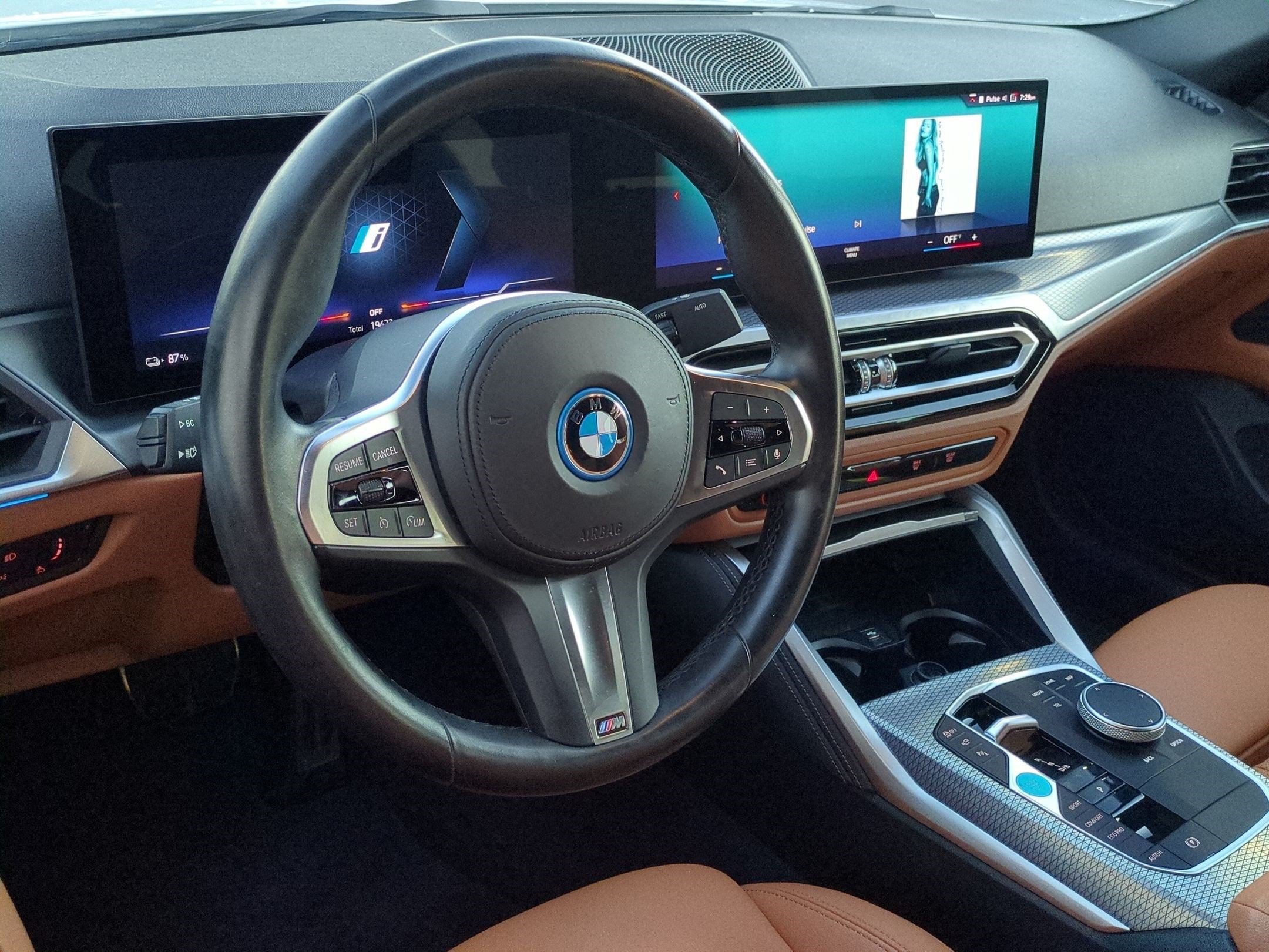 Certified 2023 BMW i4 eDrive40 w/ M Sport Package RWD image 30