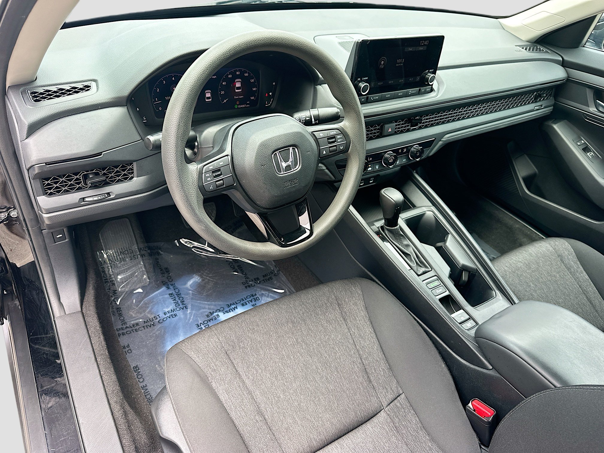 Used 2023 Honda Accord LX image 9