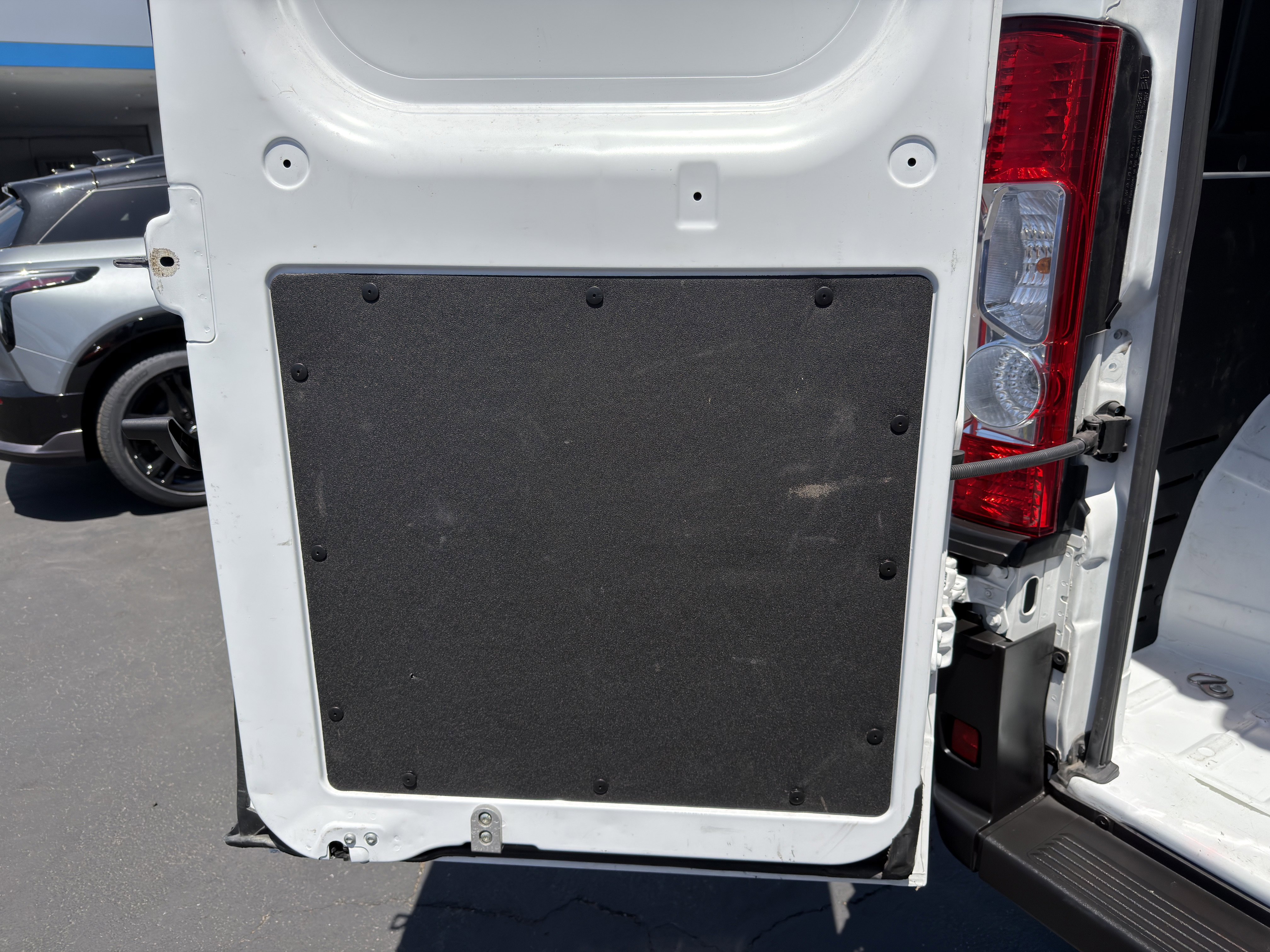 Used 2025 RAM ProMaster 2500 w/ Convenience Group FWD image 23
