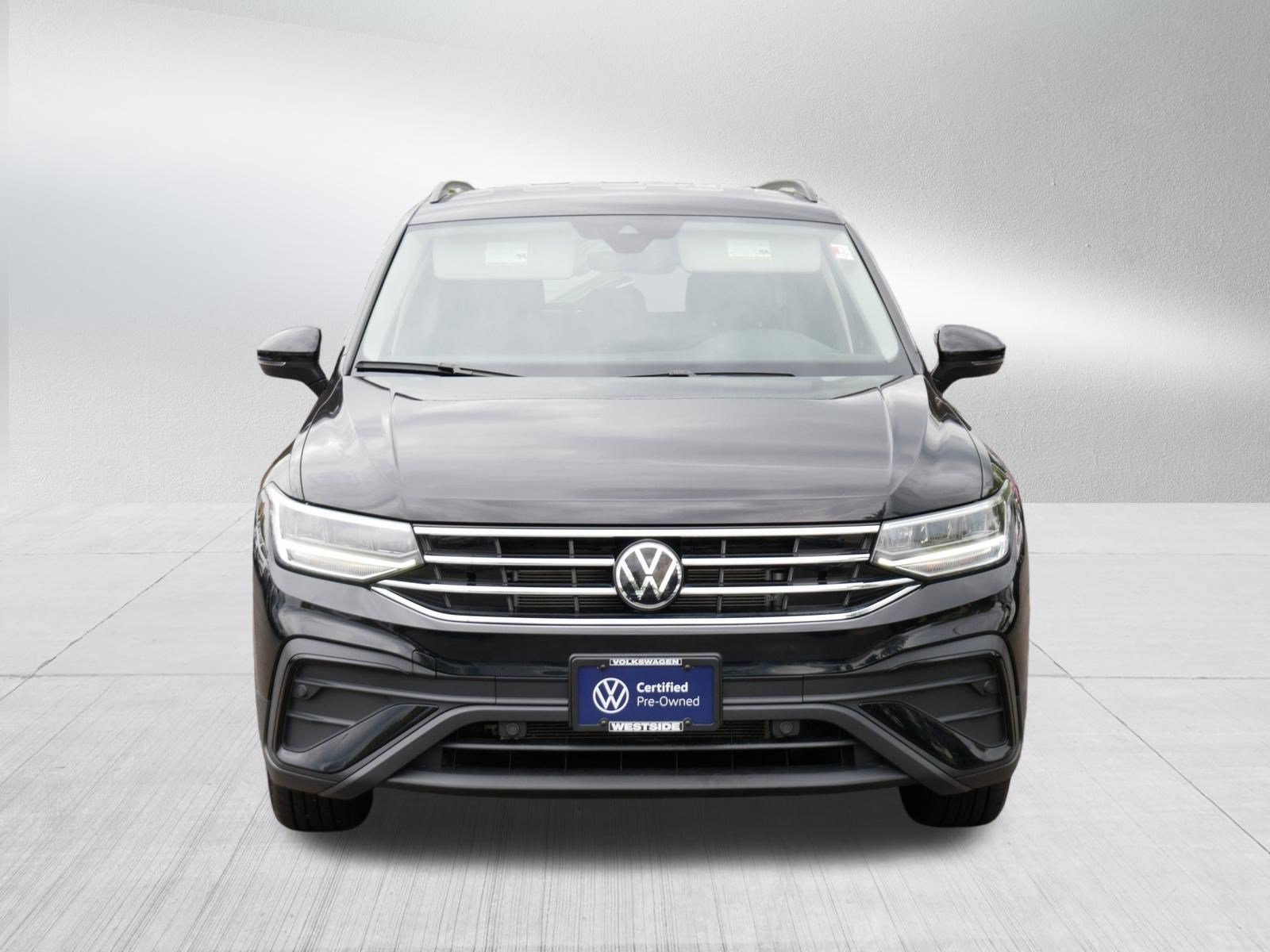 Certified 2024 Volkswagen Tiguan S AWD/4WD image 2