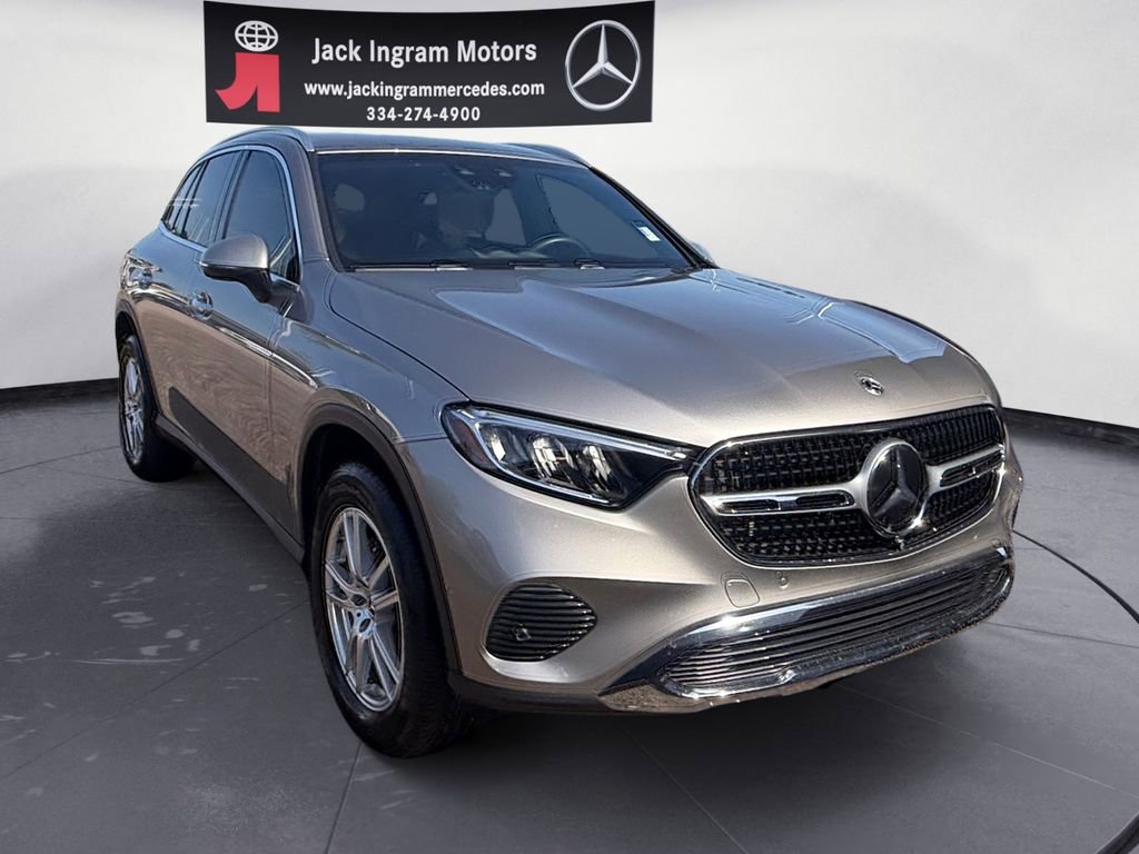 Certified 2023 Mercedes-Benz GLC 300 image 7