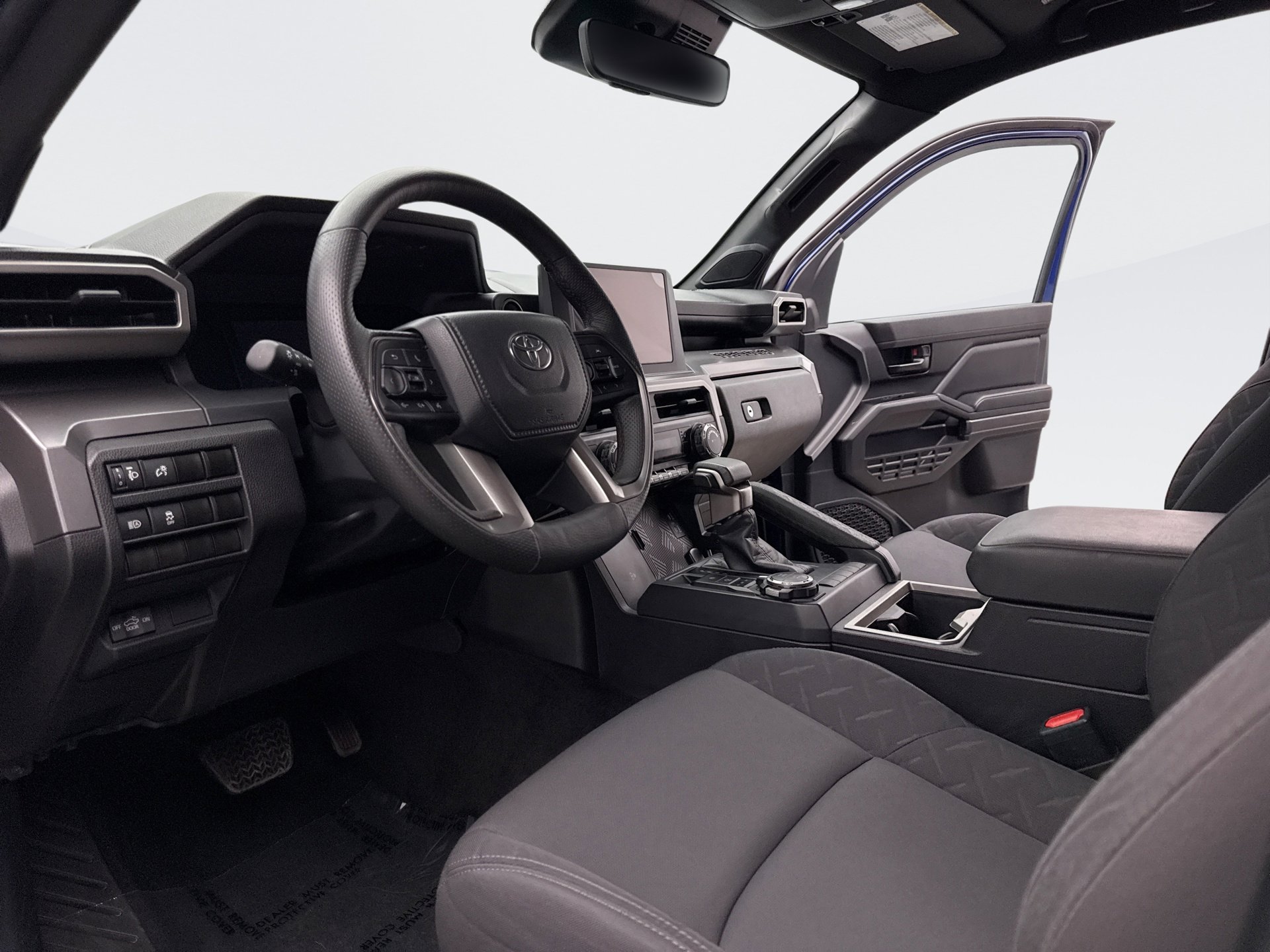 Used 2024 Toyota Tacoma SR5 AWD/4WD image 10