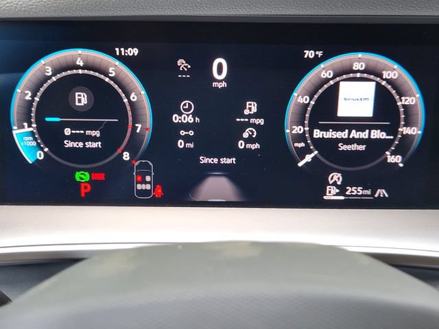 New 2026 Volkswagen Tiguan SE R-Line AWD/4WD image 14