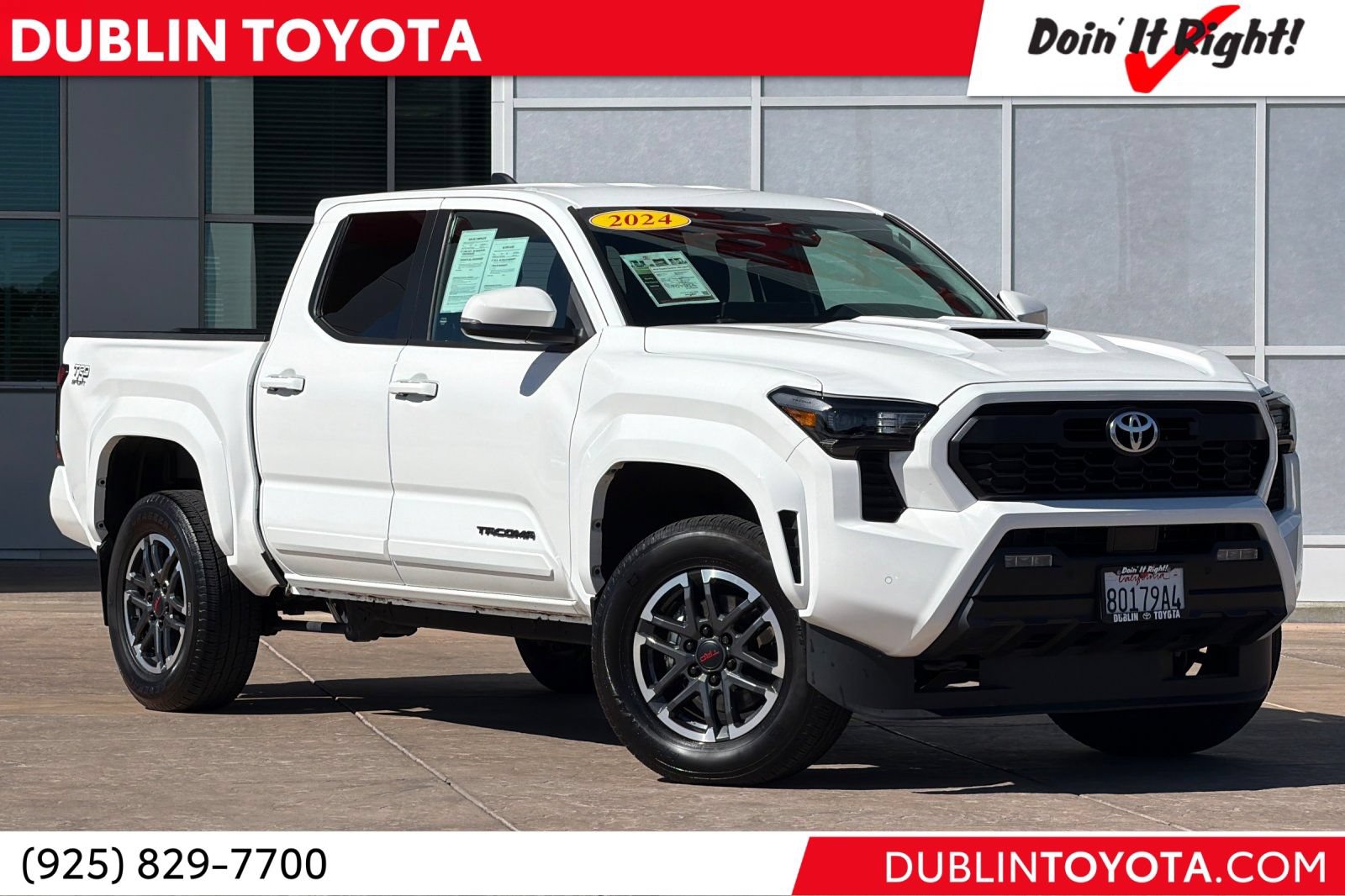 Used 2024 Toyota Tacoma TRD Sport w/ TRD Sport Upgrade Package AWD/4WD image 1
