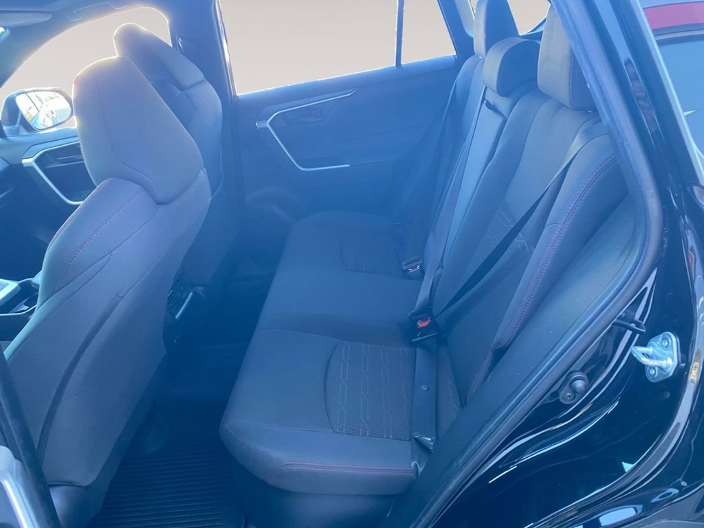 Used 2021 Toyota RAV4 SE w/ Weather & Moonroof Package image 13