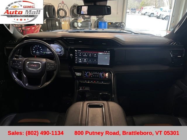Used 2022 GMC Sierra 1500 AT4 w/ AT4 Preferred Package AWD/4WD image 14