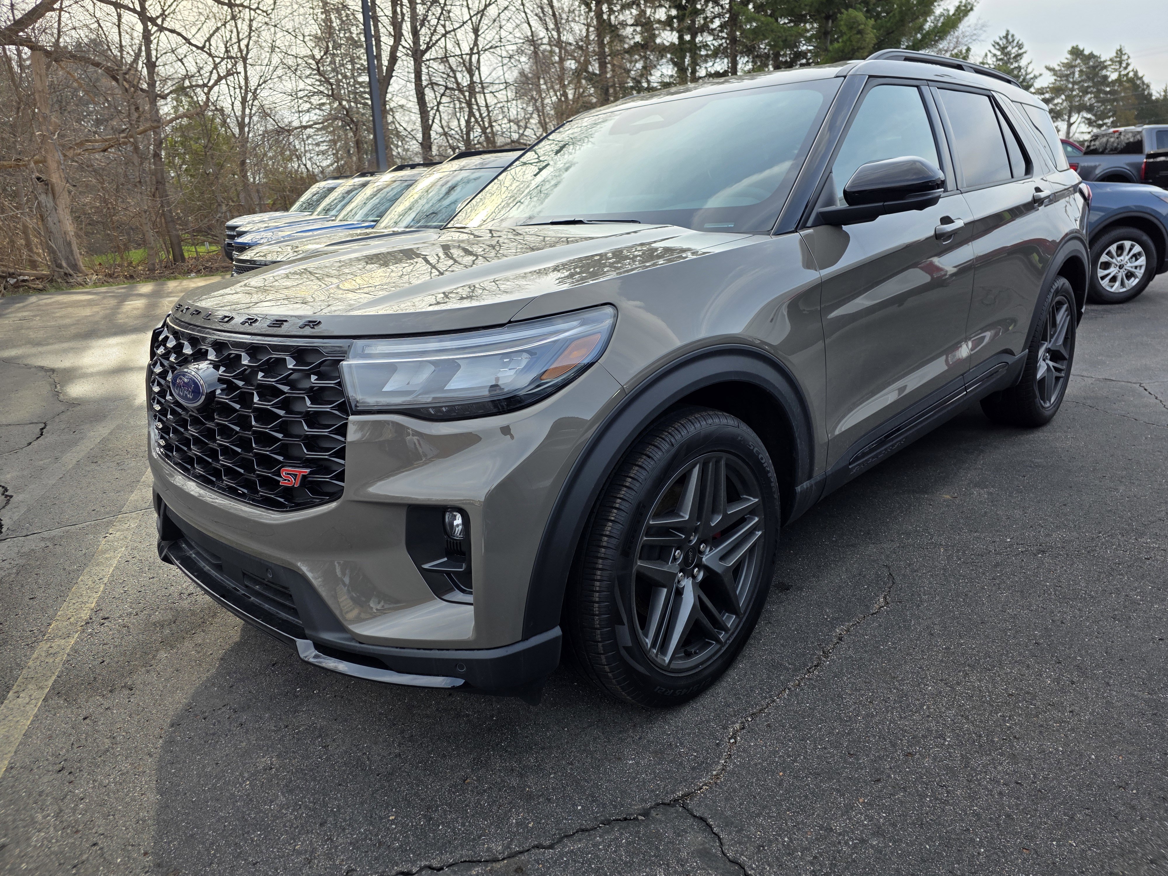 New 2026 Ford Explorer ST w/ Sun And Sound Package image 2