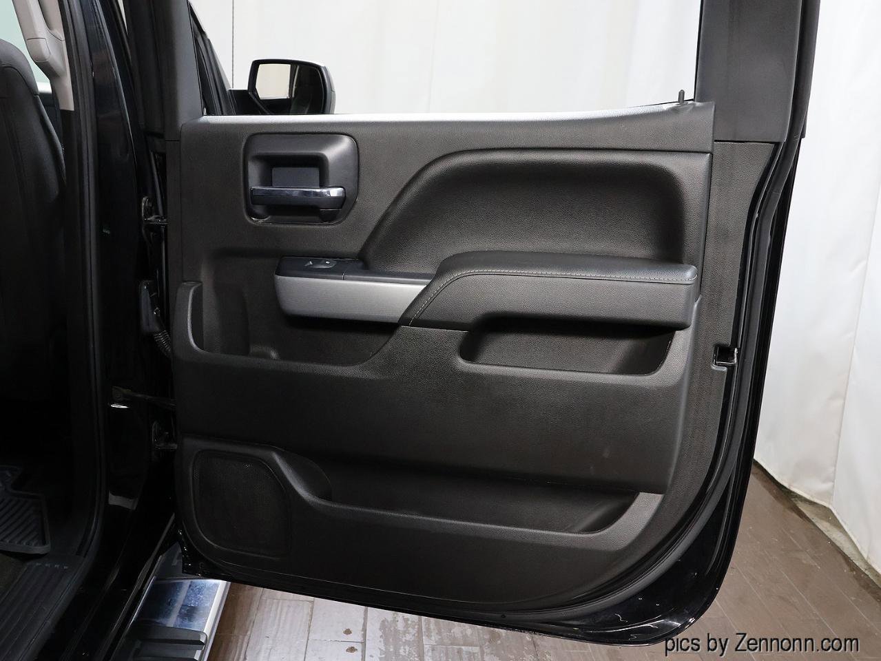 Used 2016 Chevrolet Silverado 1500 LT w/ All Star Edition AWD/4WD image 28