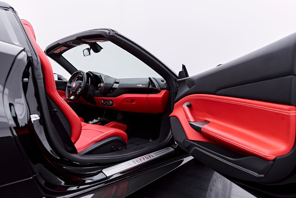 Used 2018 Ferrari 488 Spider RWD image 48