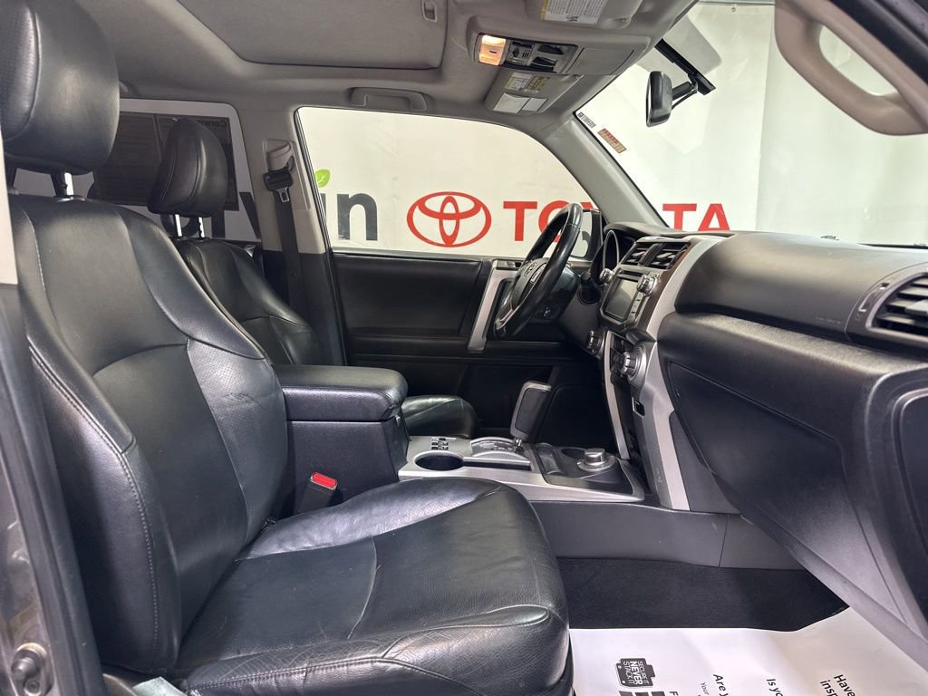 Used 2013 Toyota 4Runner Limited image 11