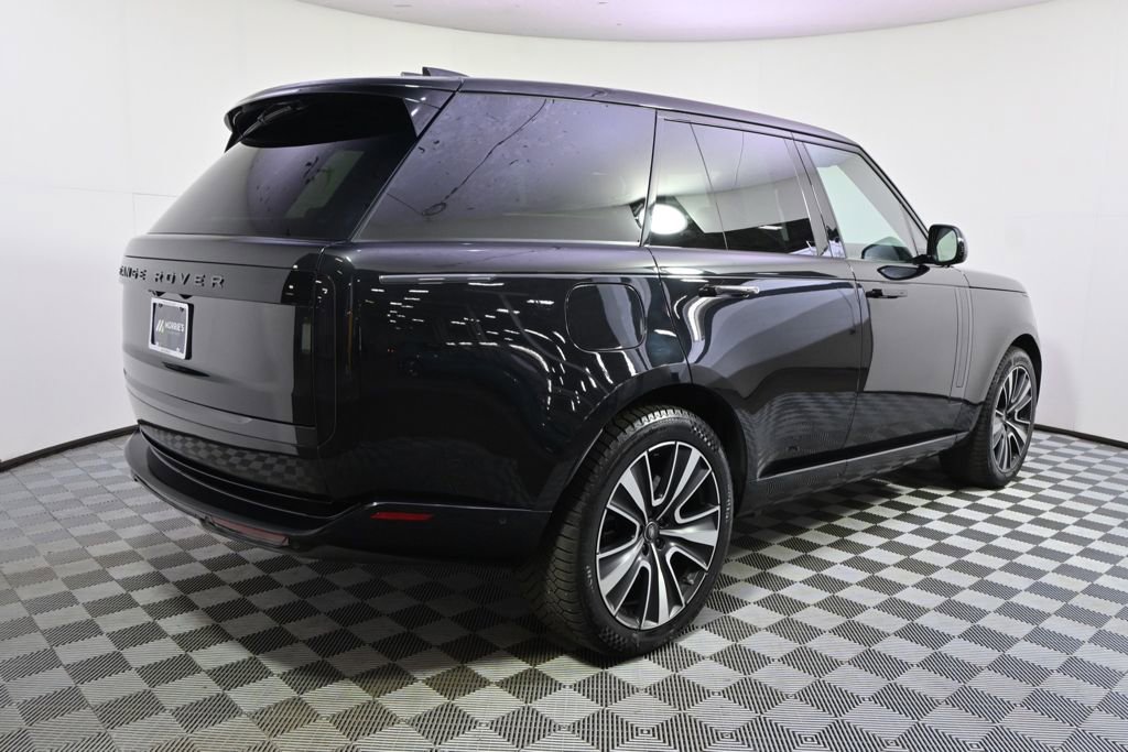 Used 2025 Land Rover Range Rover SE AWD/4WD image 7