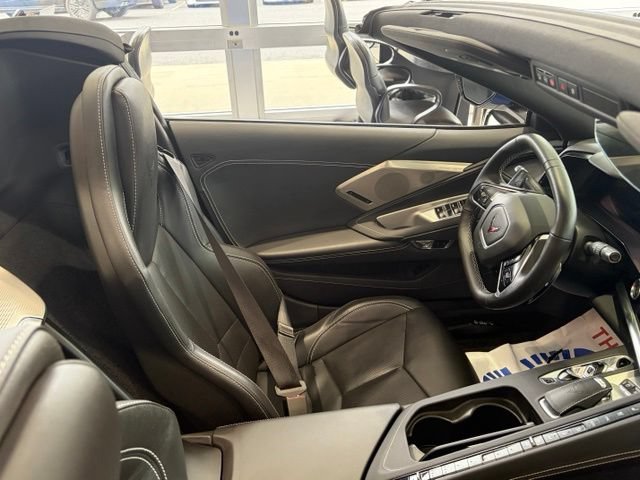 Used 2022 Chevrolet Corvette Stingray Preferred Conv w/ Battery Protection Package RWD image 37