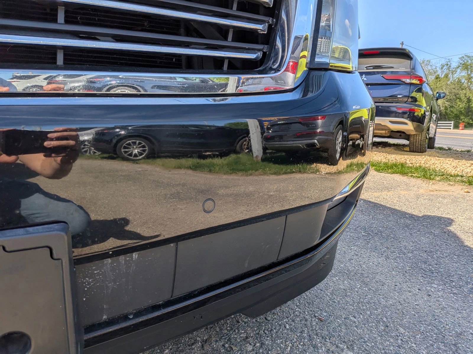 Used 2016 Chevrolet Suburban LTZ image 10