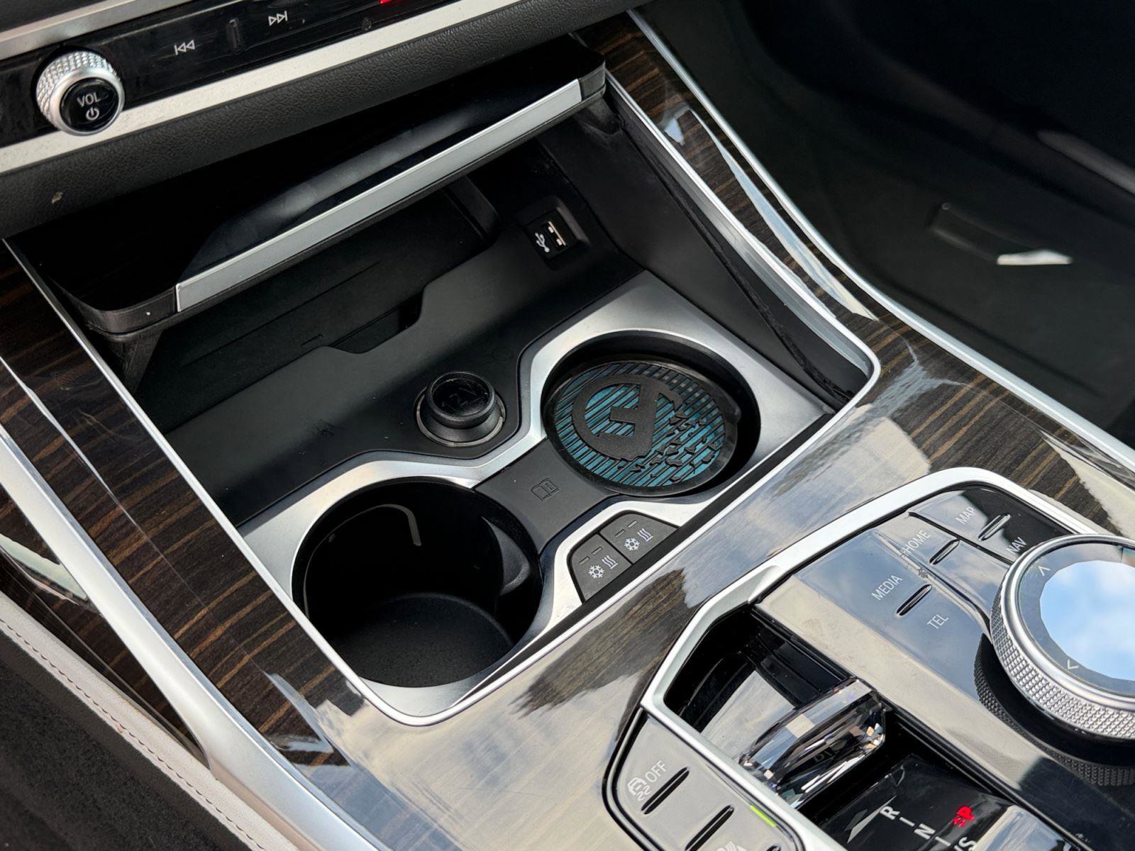 Used 2023 BMW X7 xDrive40i w/ Executive Package image 28