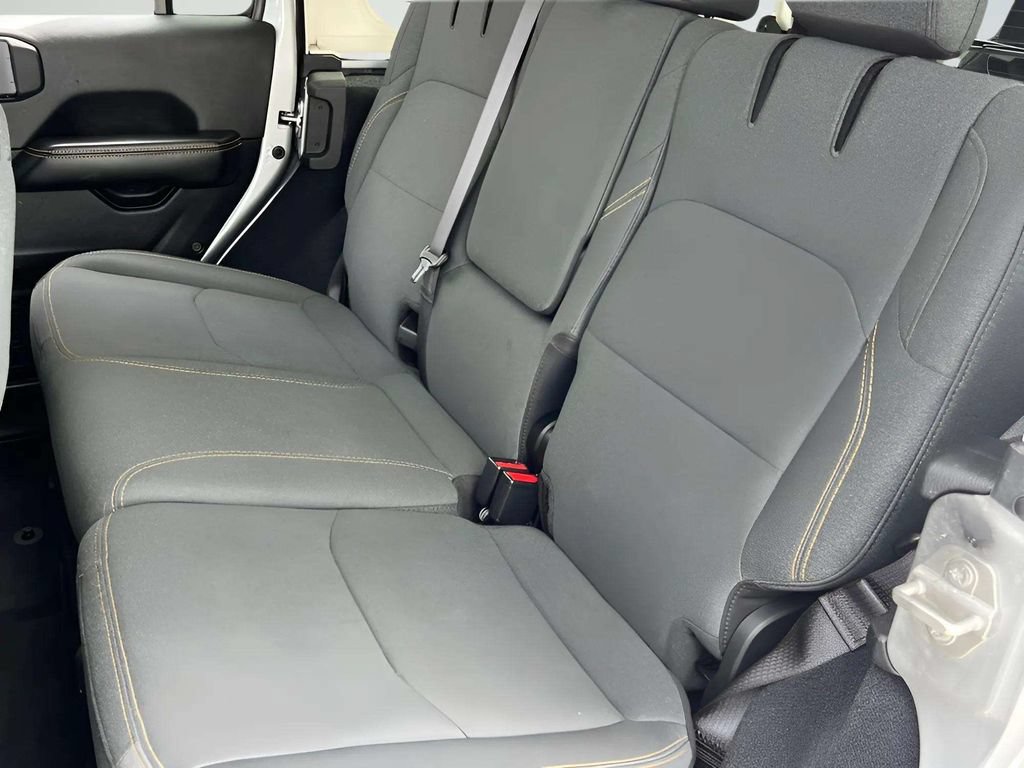 Used 2024 Jeep Wrangler Unlimited Sahara AWD/4WD image 20