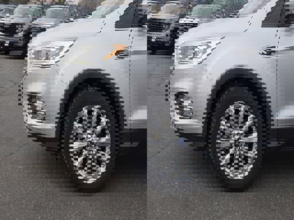 Used 2018 Ford Escape Titanium image 6