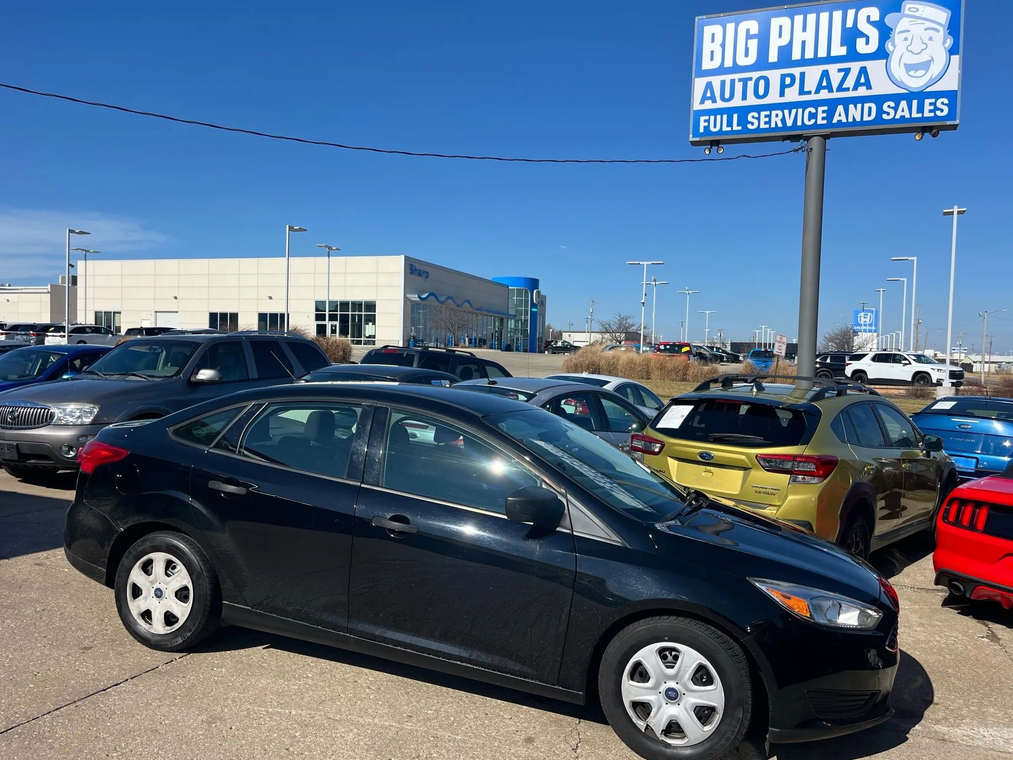 Used 2018 Ford Focus S FWD image 1
