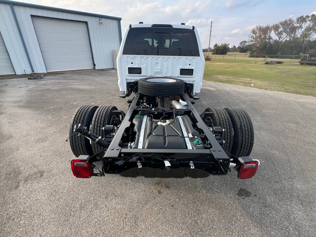 New 2026 Ford F450 XL w/ XL Chrome Package image 4