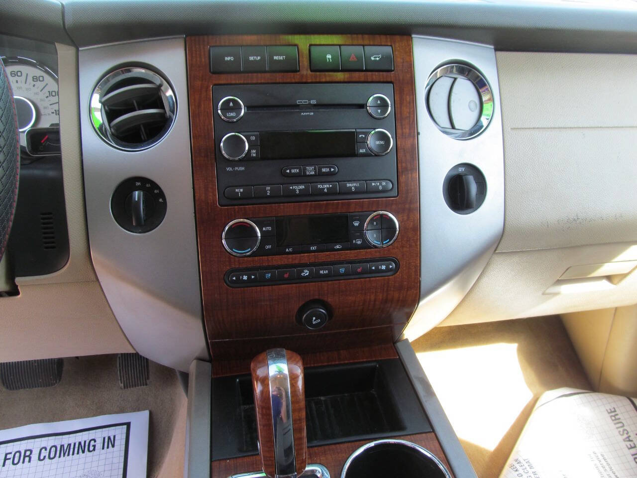 Used 2010 Ford Expedition Eddie Bauer AWD/4WD image 10