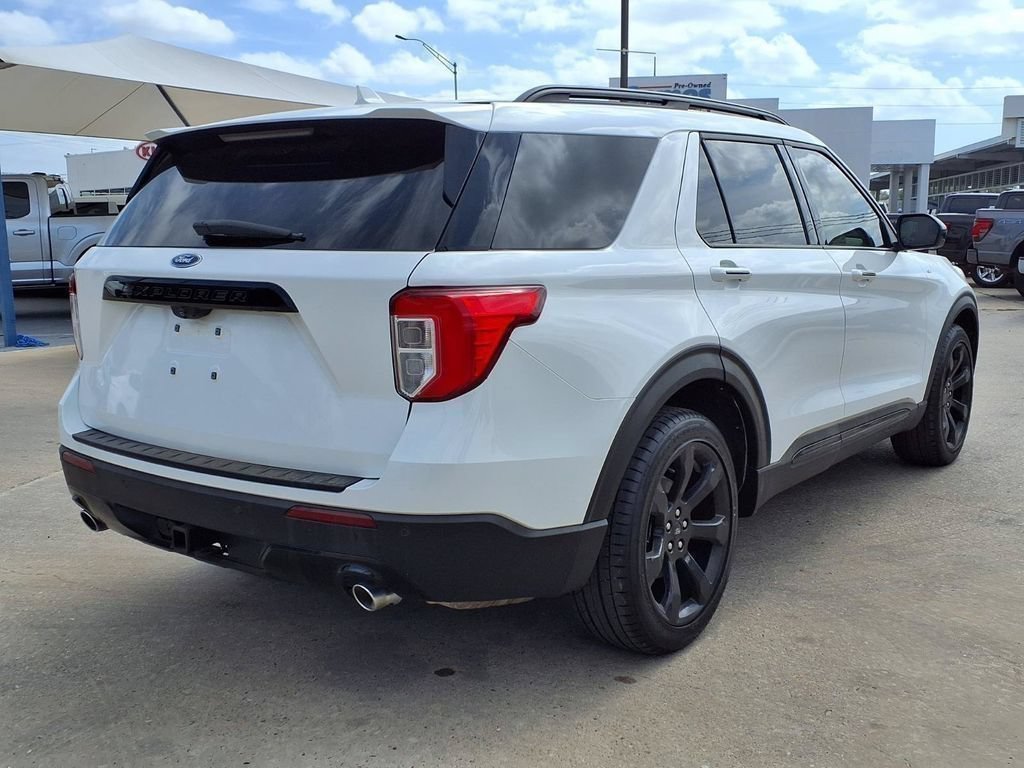 Used 2022 Ford Explorer ST-Line w/ Class IV Trailer Tow Package RWD image 8