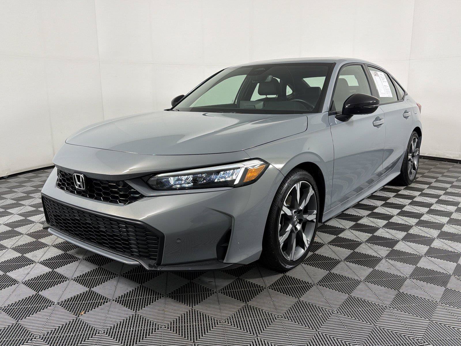 Used 2026 Honda Civic Sport Touring image 3