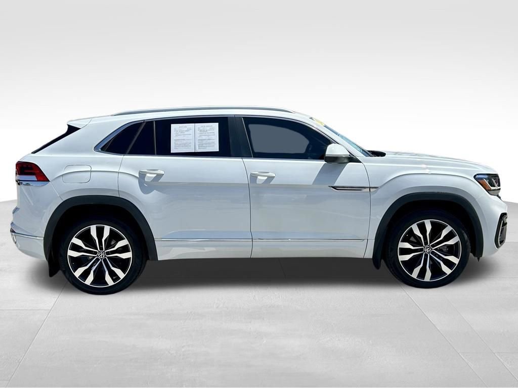 Used 2021 Volkswagen Atlas Cross Sport SEL R-Line FWD image 4