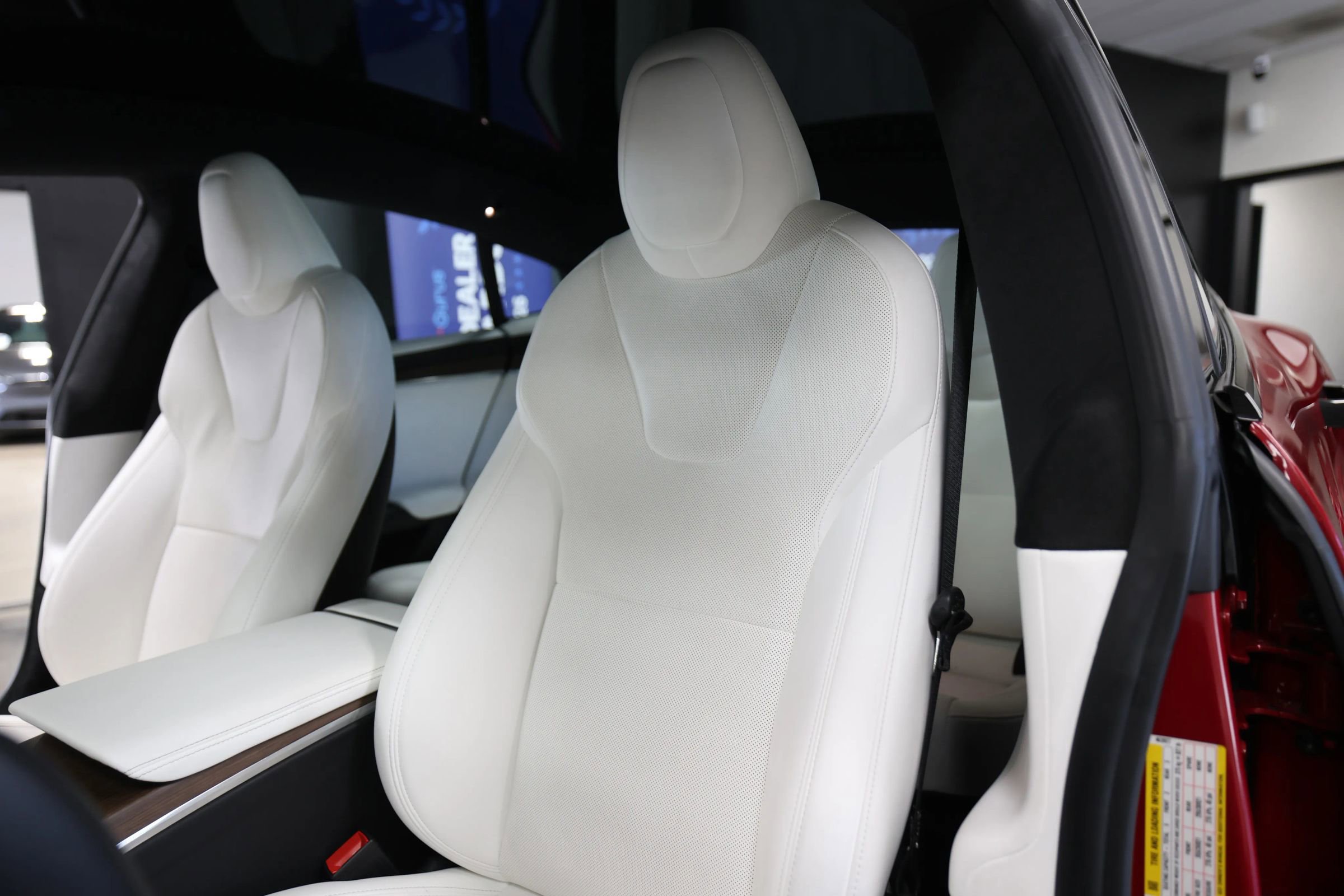 Used 2022 Tesla Model S Standard Range AWD/4WD image 27