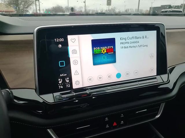 Used 2024 Volkswagen Atlas SE image 19