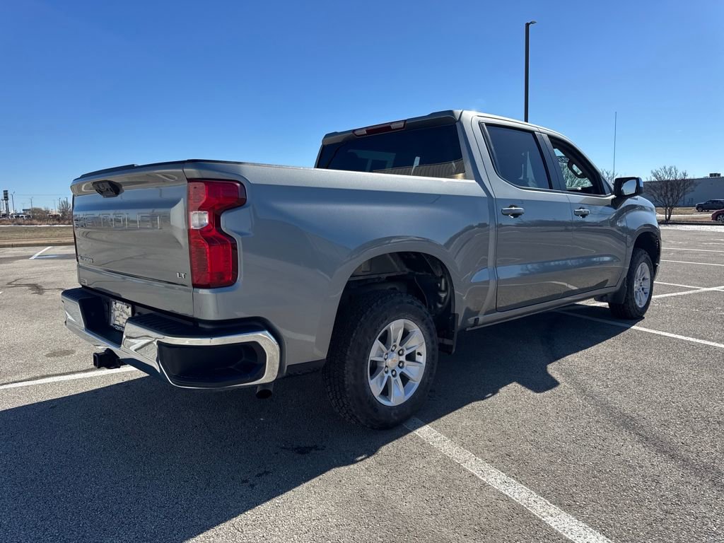 Used 2025 Chevrolet Silverado 1500 LT image 7