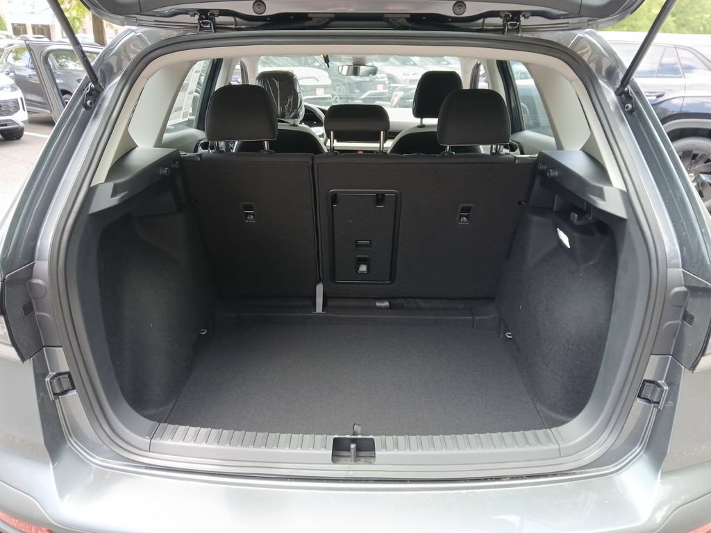 New 2026 Volkswagen Taos S FWD image 21