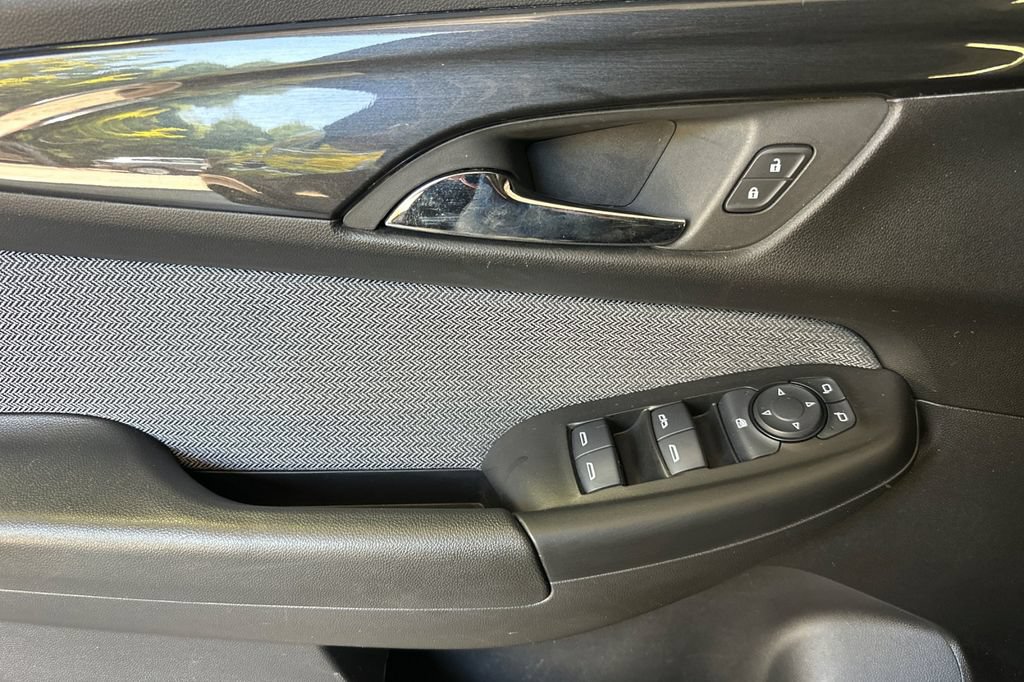 Used 2025 Chevrolet TrailBlazer LT AWD/4WD image 11