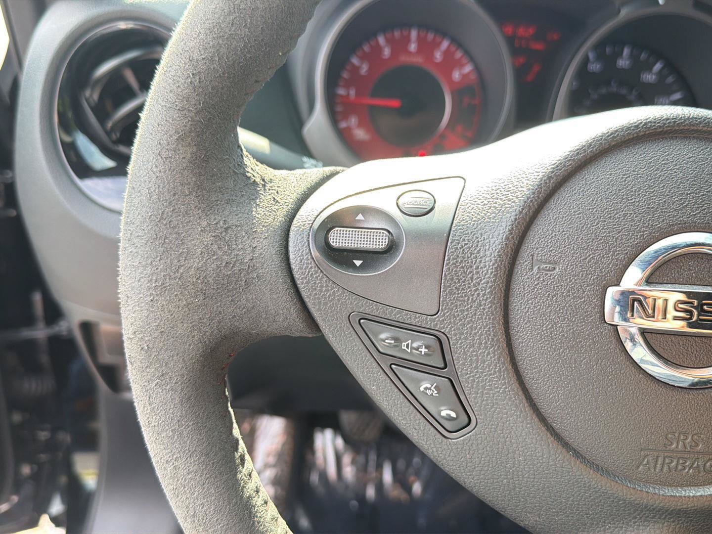 Used 2013 Nissan Juke NISMO FWD image 20