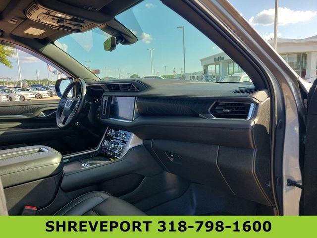 Used 2022 GMC Yukon Denali w/ Denali Ultimate Package AWD/4WD image 30