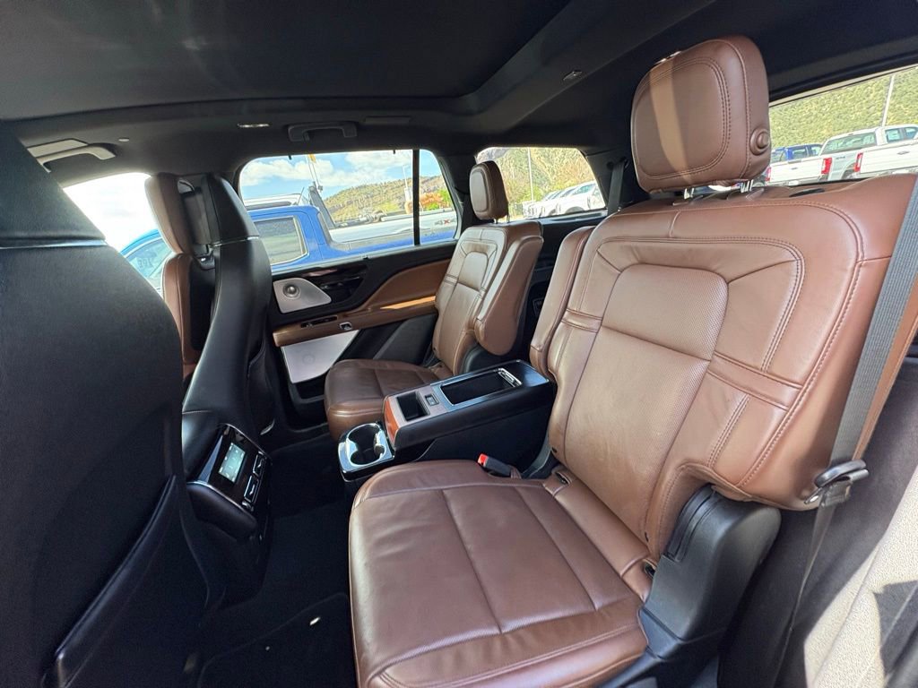 Used 2020 Lincoln Aviator Reserve w/ Equipment Group 201A AWD/4WD image 25