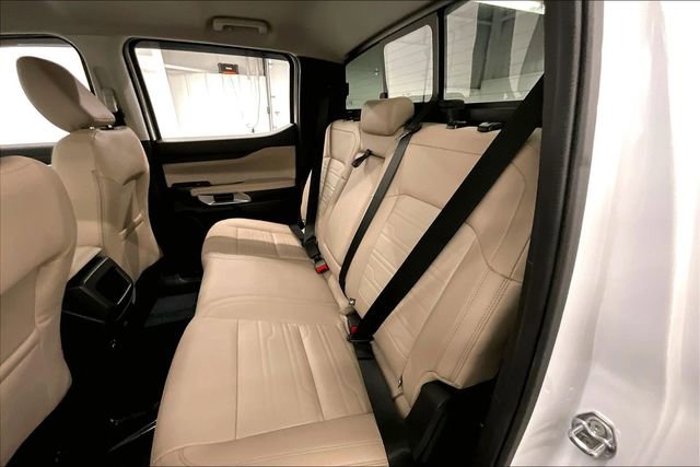 Used 2025 Ford Ranger Lariat w/ FX4 Off-Road Package image 25