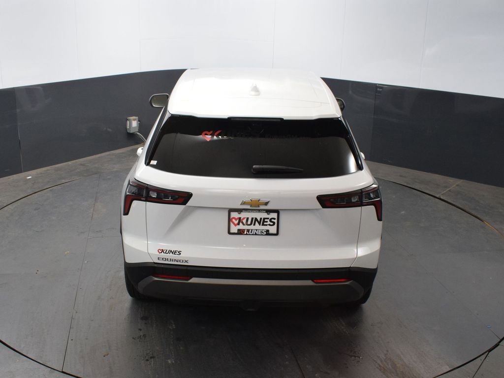 New 2025 Chevrolet Equinox LT w/ Safety and Technology Package image 44