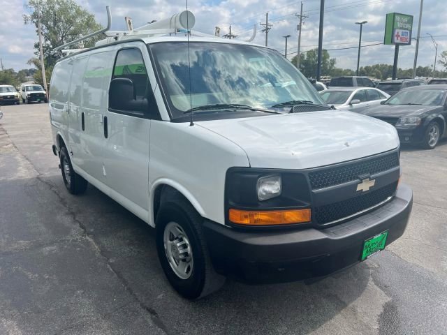 Used 2013 Chevrolet Express 2500 image 2