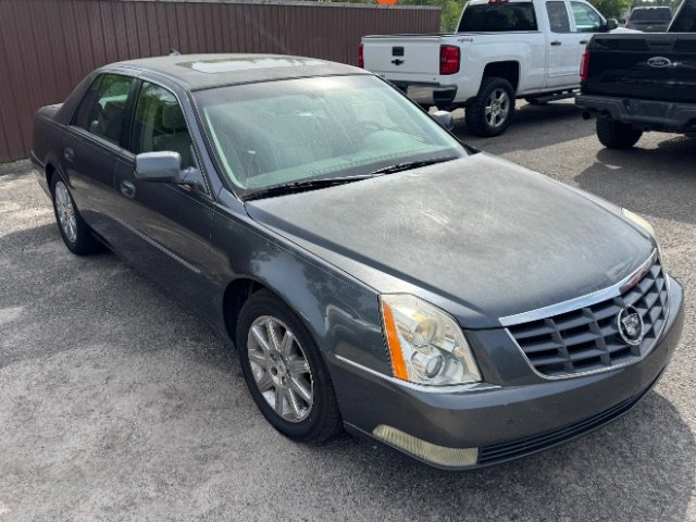 Used 2011 Cadillac DTS Premium FWD image 8