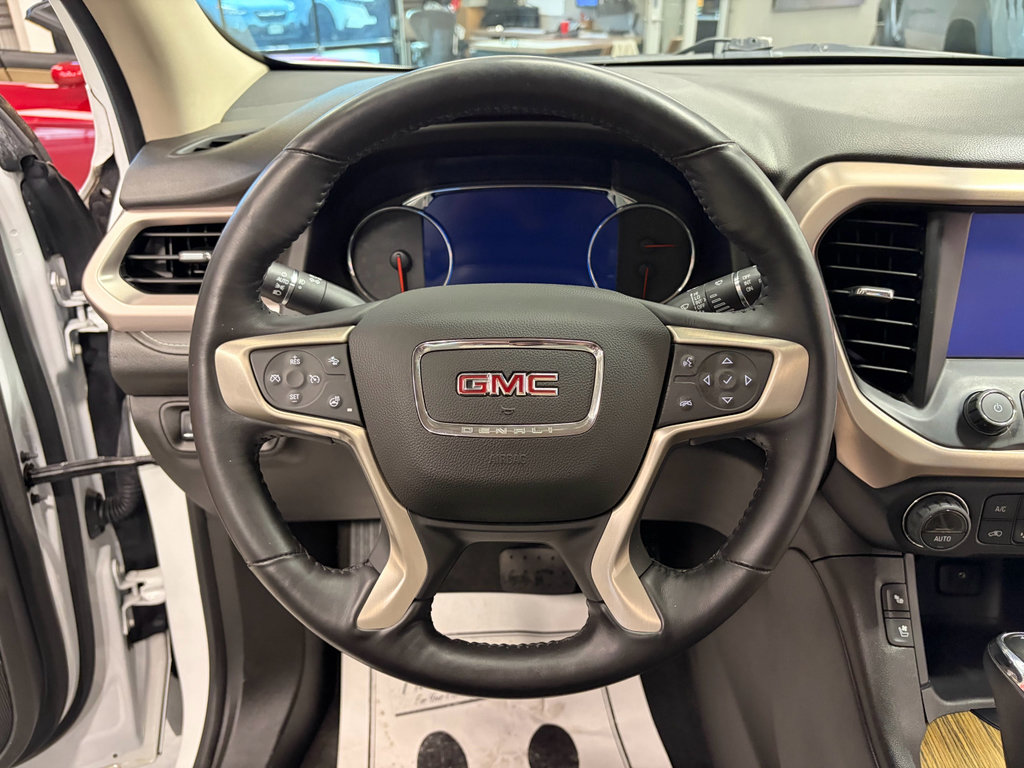 Used 2017 GMC Acadia Denali w/ Technology Package AWD/4WD image 16