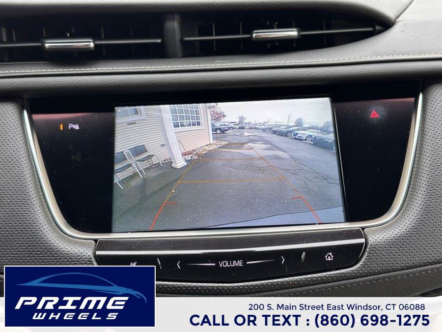Used 2018 Cadillac XT5 AWD image 21