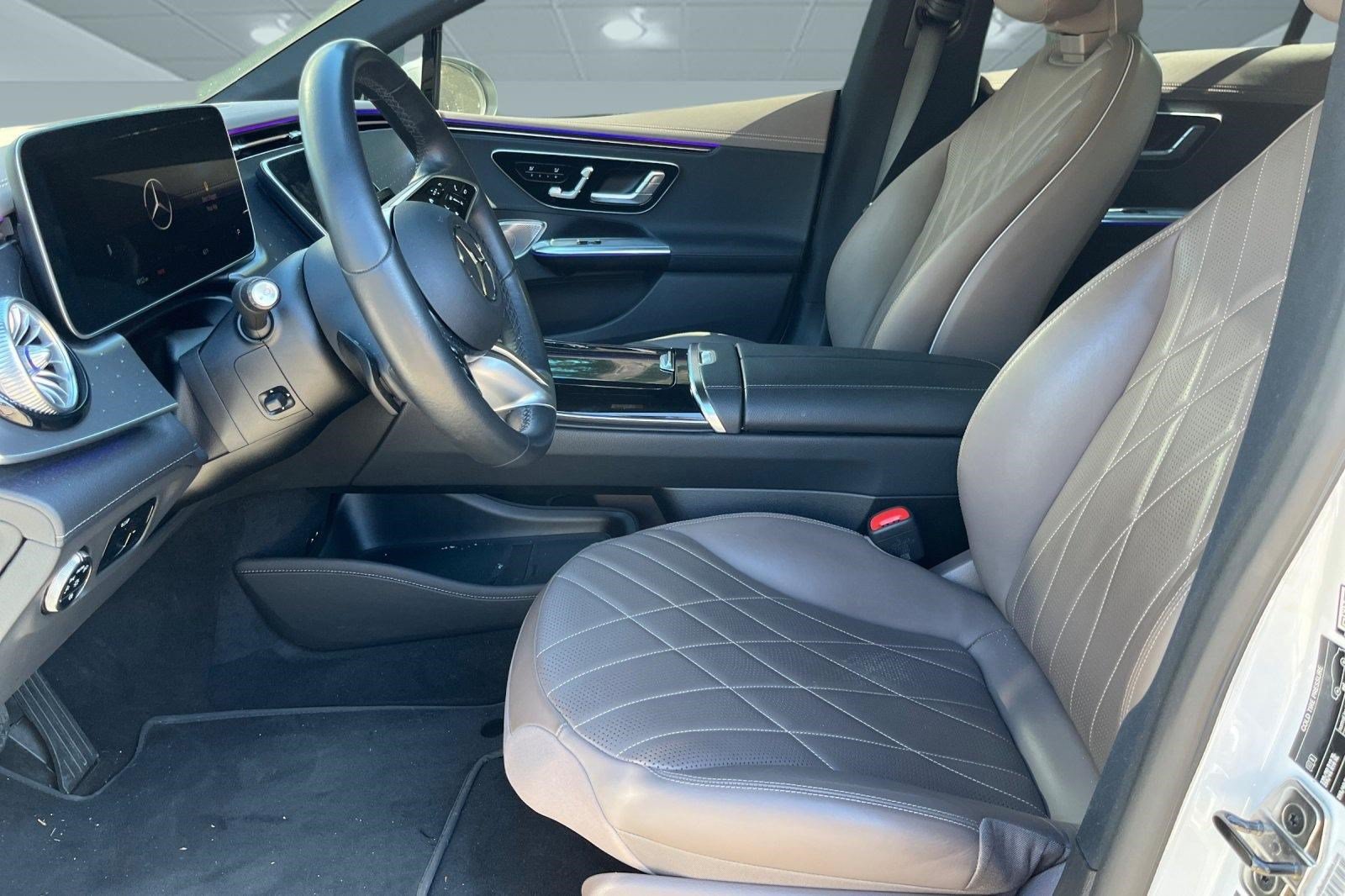 Used 2024 Mercedes-Benz EQE 350+ 4MATIC Sedan image 3