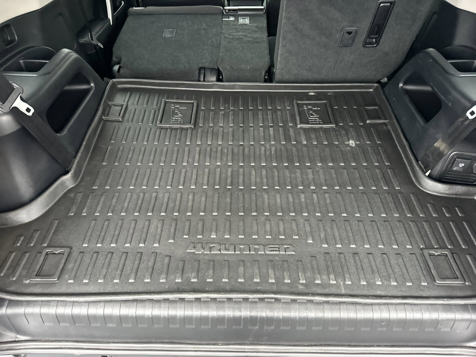 Used 2024 Toyota 4Runner SR5 image 15