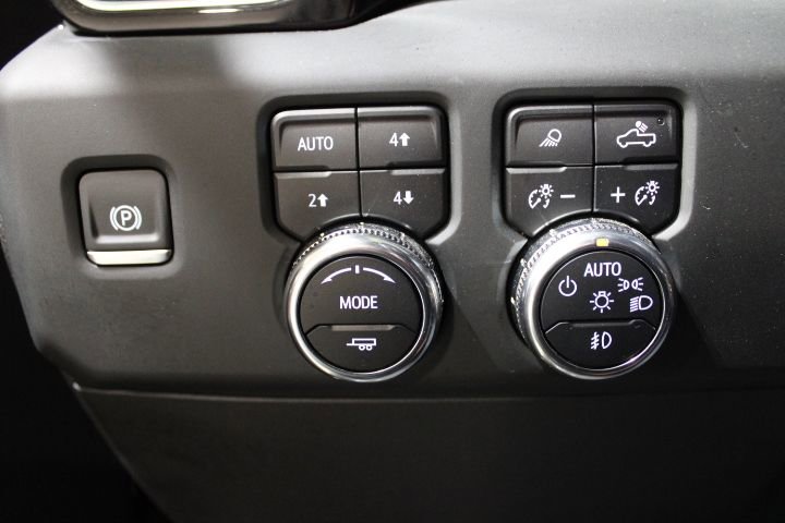 Used 2024 GMC Sierra 1500 Denali Ultimate image 42