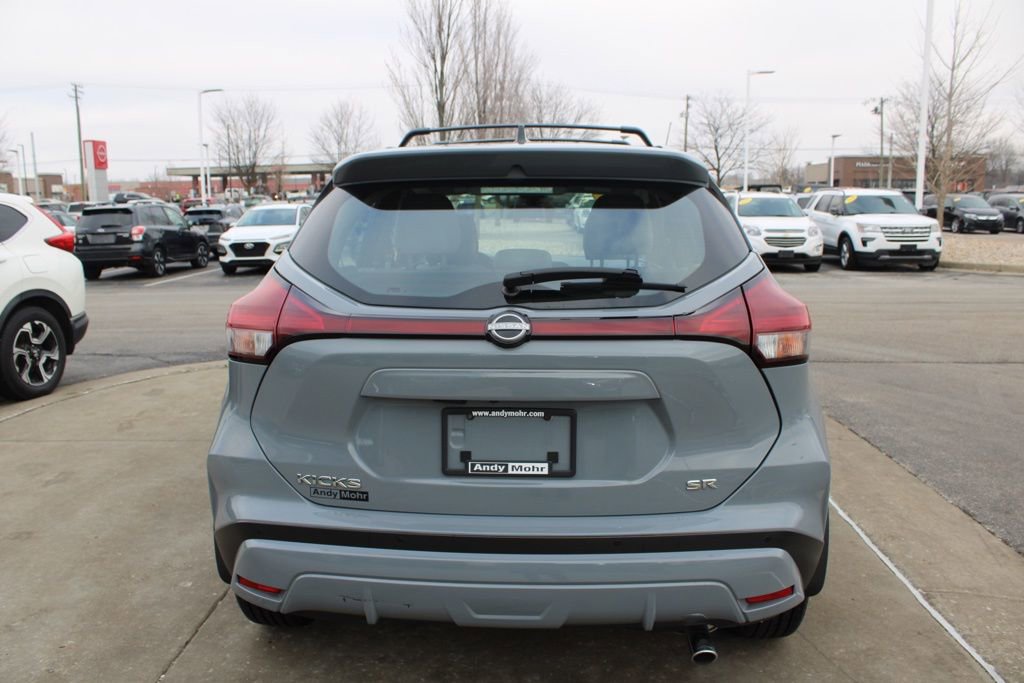Used 2023 Nissan Kicks SR w/ SR Premium Package image 8